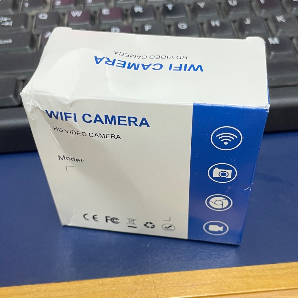 Compact black mini camera - Picture 3 of 7